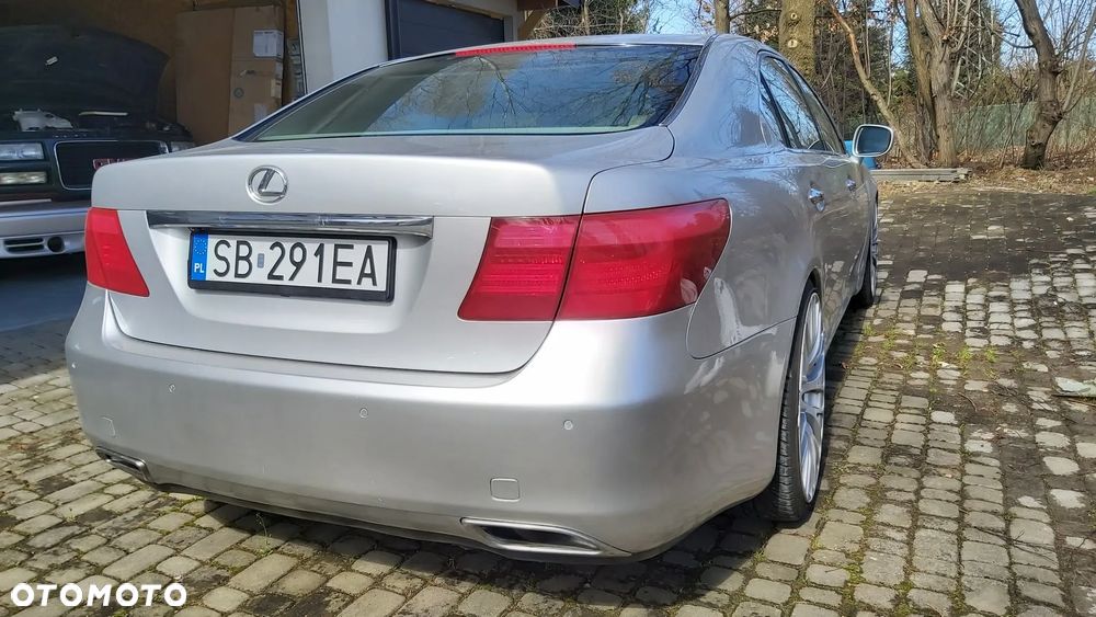 Lexus LS 460 Prestige - 8