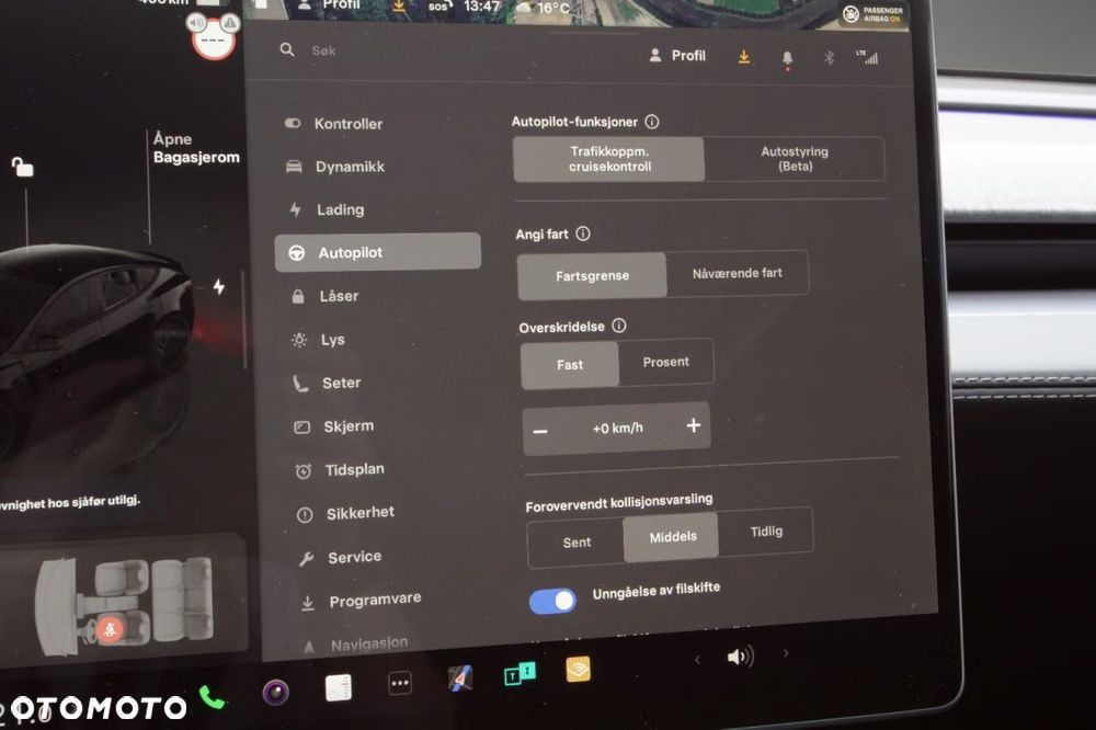 Tesla Model Y Long Range Dual Motor AWD - 16