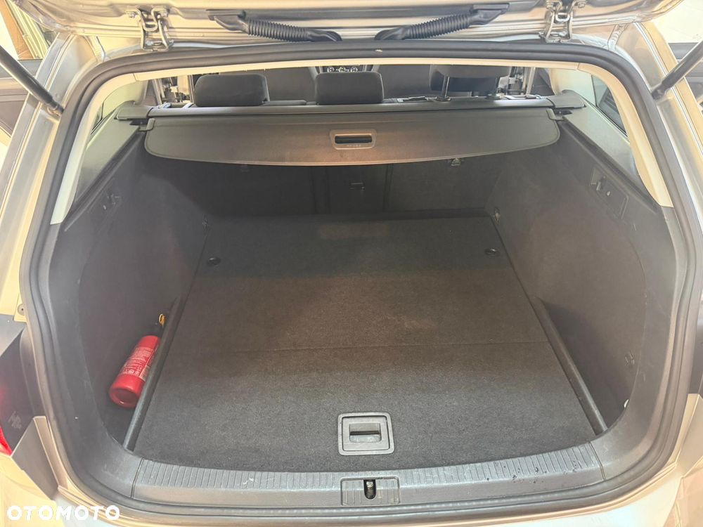 Volkswagen Golf 1.6 TDI BMT Comfortline - 5