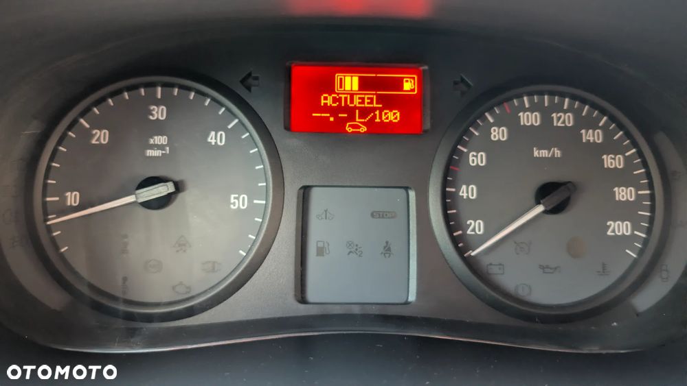 Opel VIVARO - 14