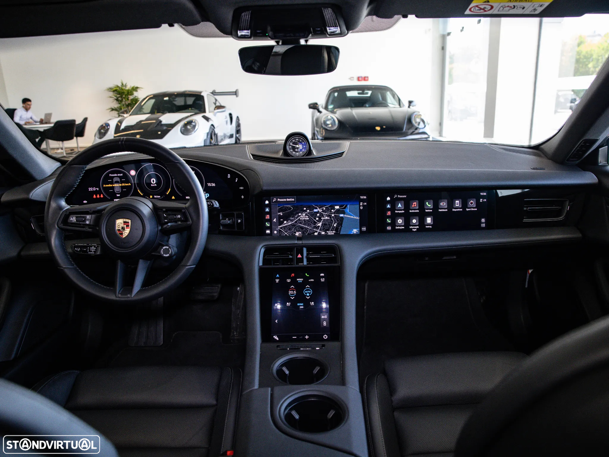 Porsche Taycan Sport Turismo Standard - 39