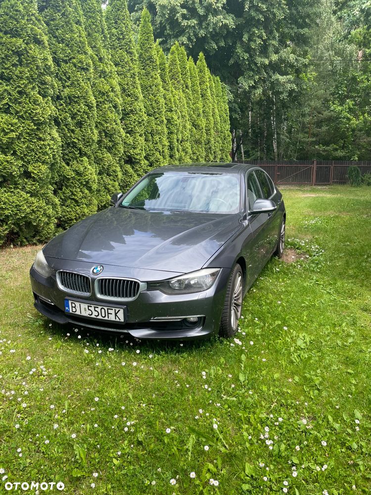 BMW Seria 3 328i xDrive Luxury Line - 5