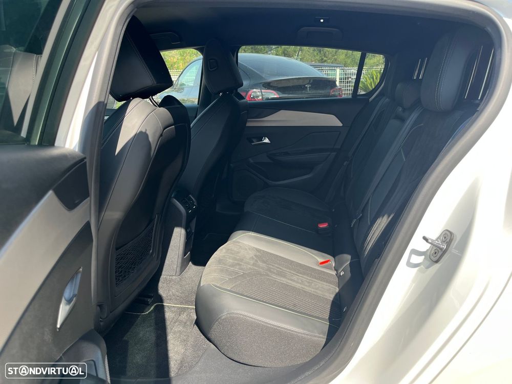Peugeot 308 1.5 BlueHDi GT Line EAT8 - 43
