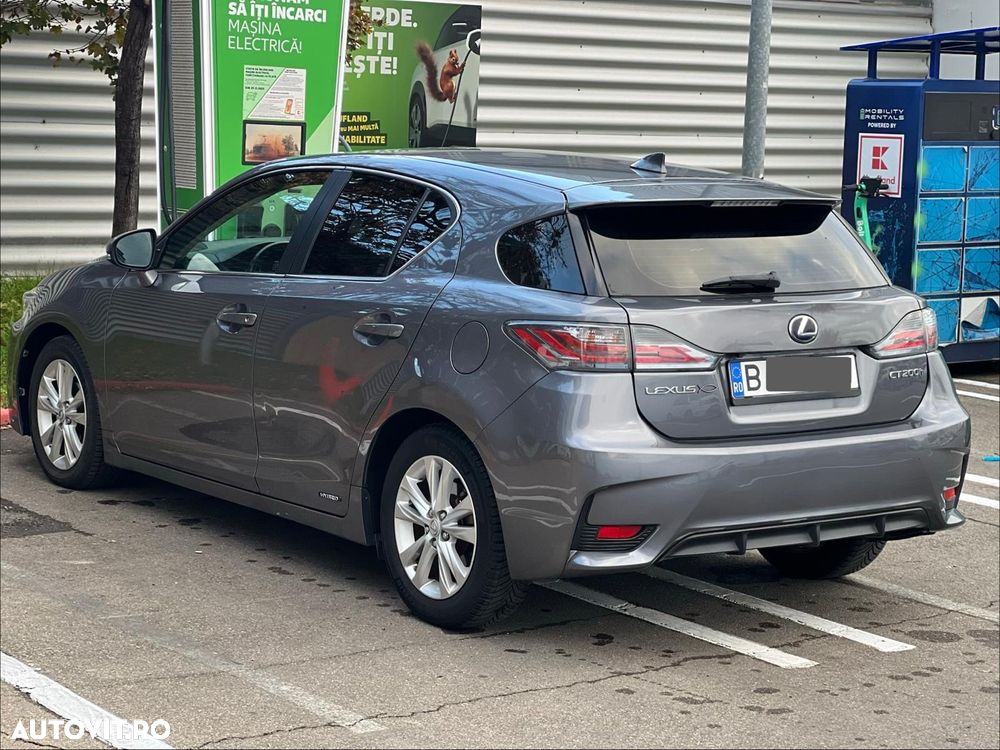 Lexus CT 200h - 4