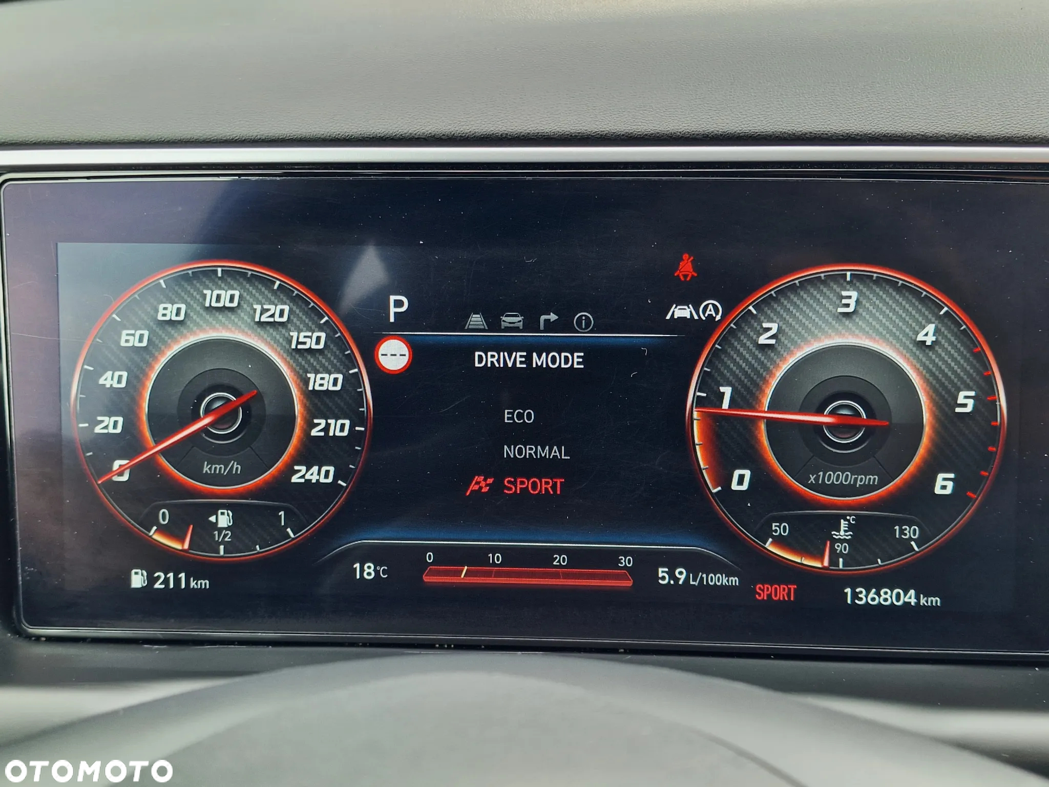 Hyundai Tucson 1.6 CRDi 48V-Hybrid 2WD DCT Select - 36