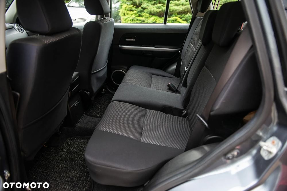 Suzuki Grand Vitara 1.9 DDiS Comfort - 17
