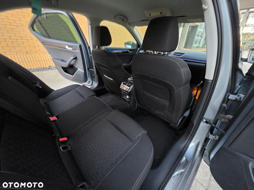 Skoda Superb 1.4 TSI ACT Ambition - 16