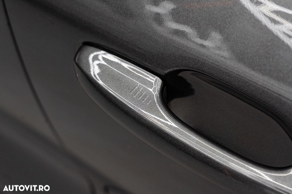 Ford Kuga 2.5 Duratec FHEV FWD Titanium - 25