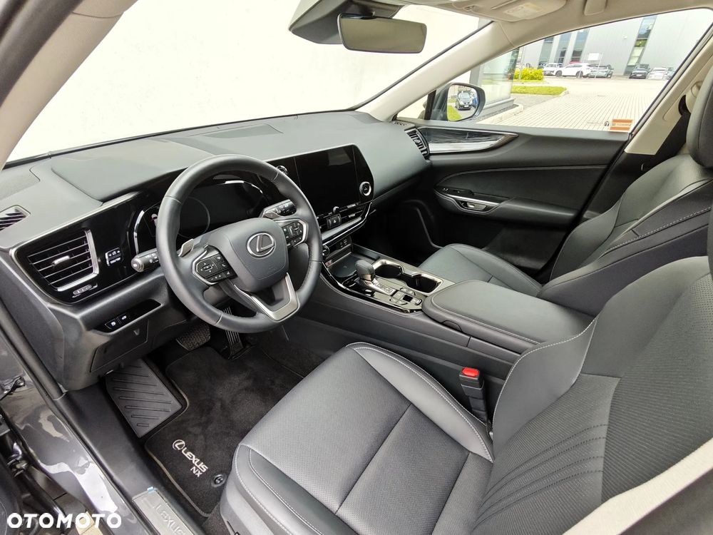 Lexus NX 450h+ Prestige AWD - 3