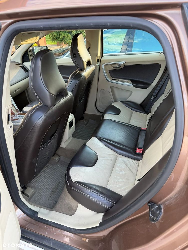 Volvo XC 60 - 10