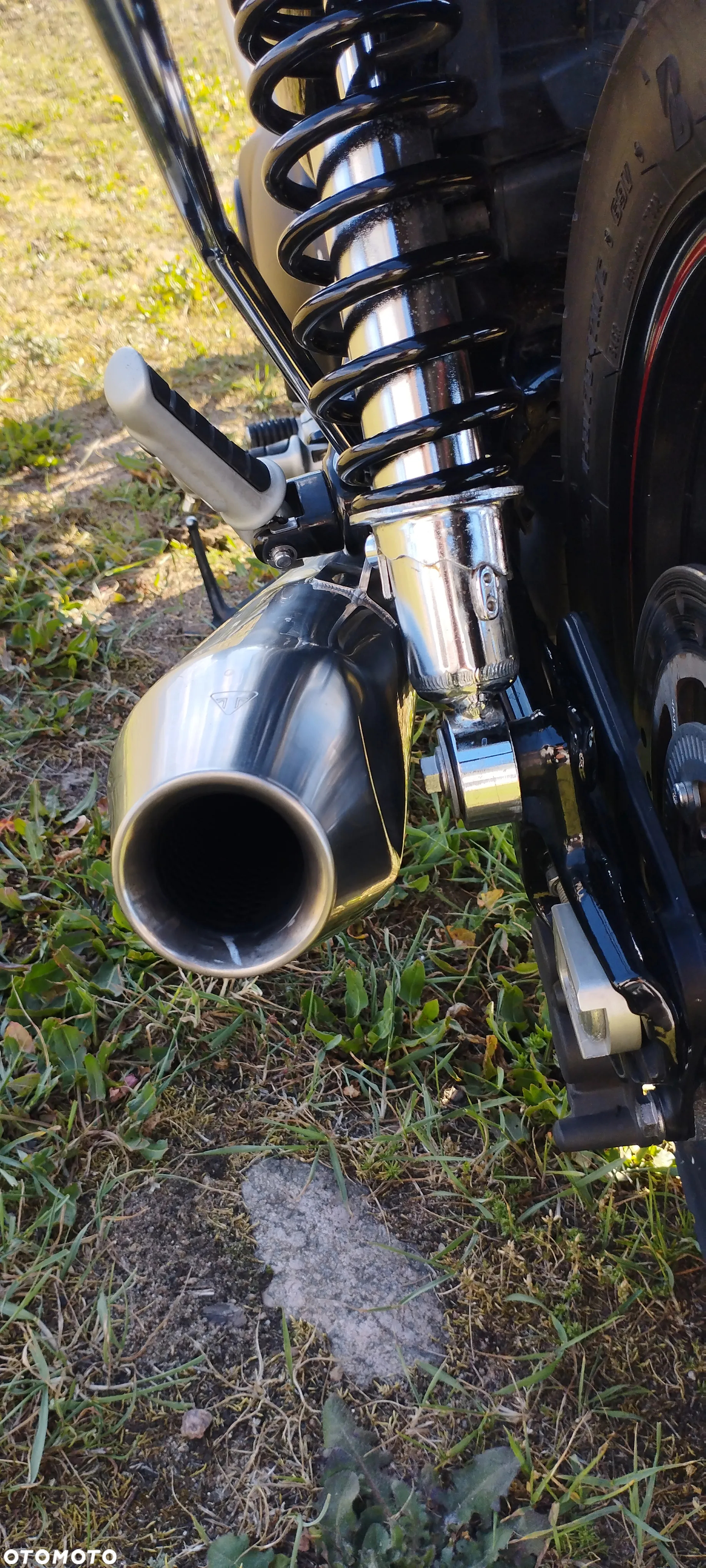 Triumph Street Twin - 8