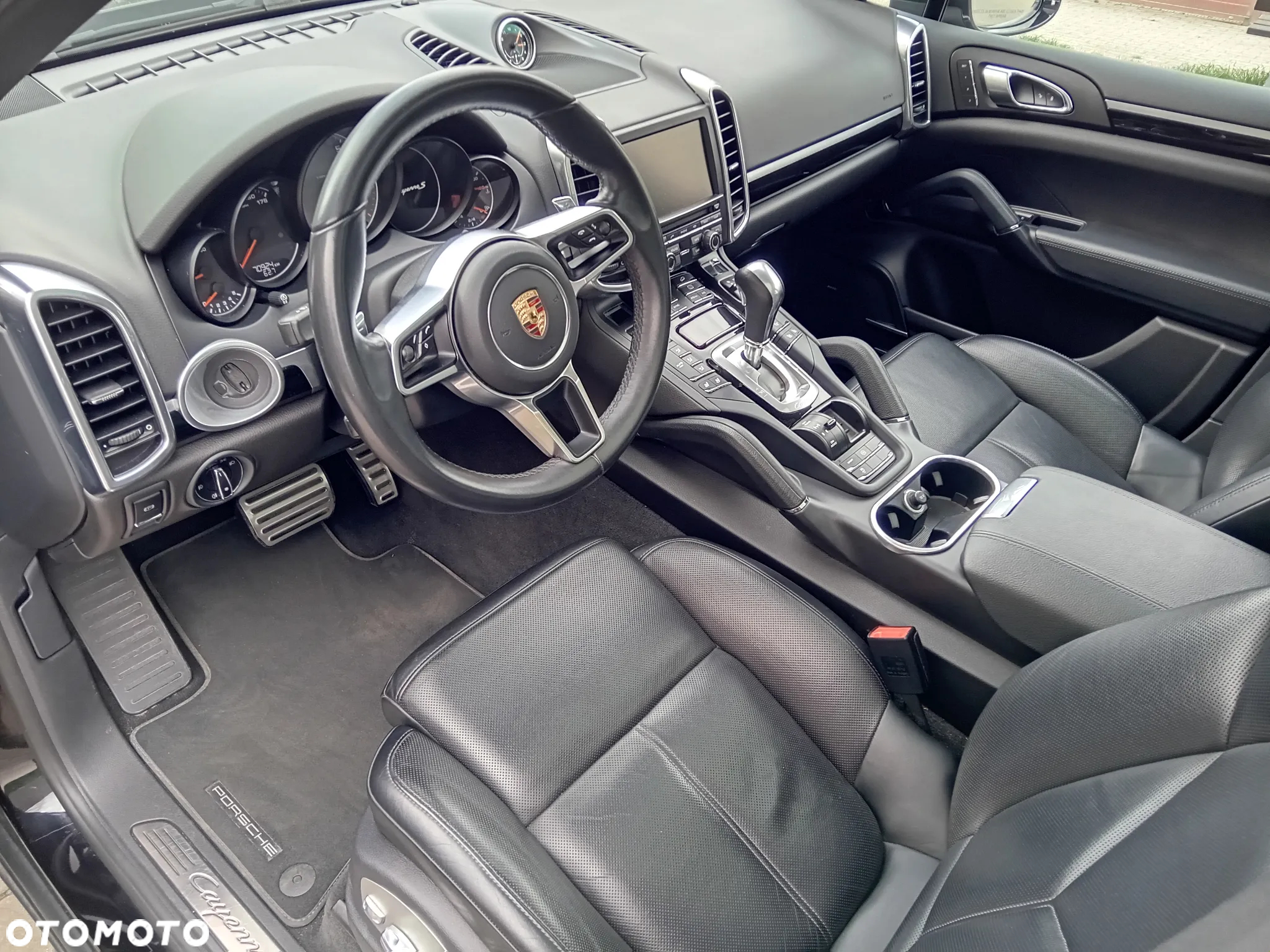 Porsche Cayenne S - 11