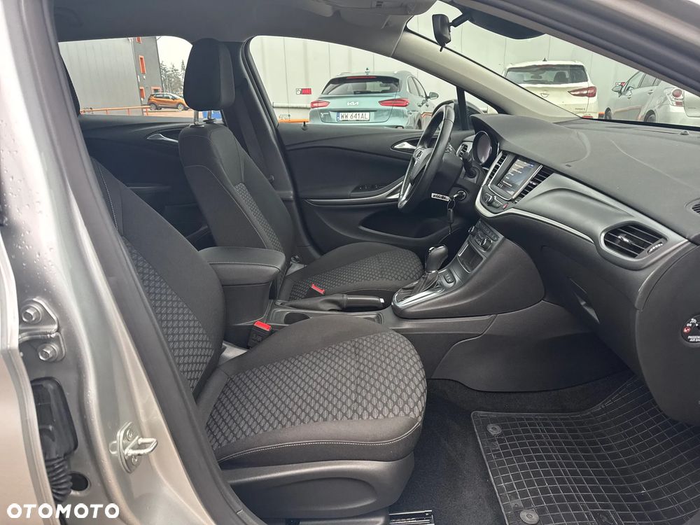 Opel Astra 1.4 T Edition S&S - 18