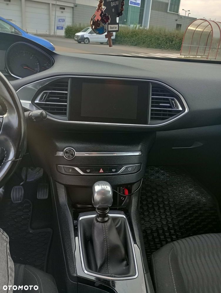 Peugeot 308 1.6 BlueHDi Active S&S - 17