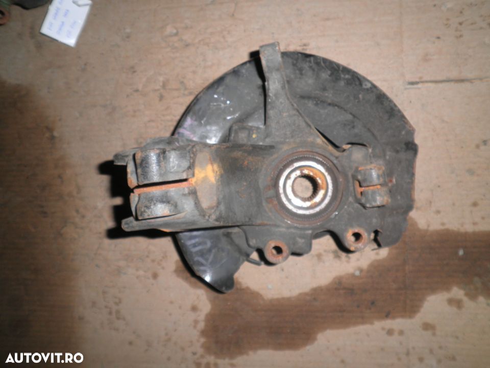 Fuzeta Dreapta Fata Ford Kuga 2008 - 1