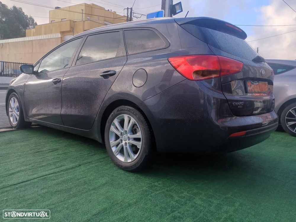Kia Ceed SW 1.4 CRDi More - 7