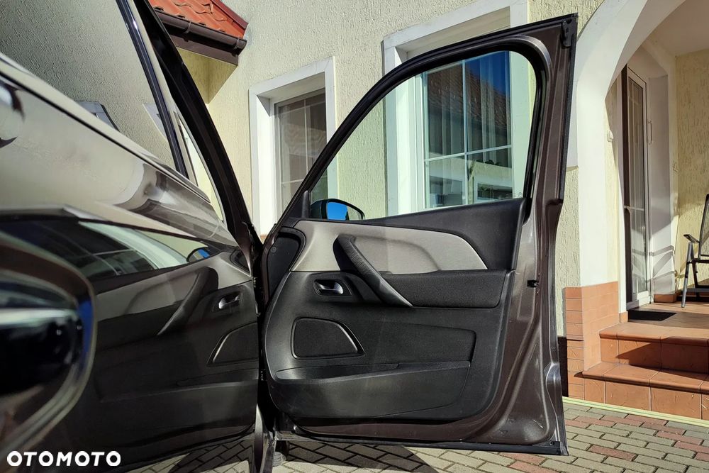 Citroën C4 Picasso PureTech 130 Stop&Start Exclusive - 23