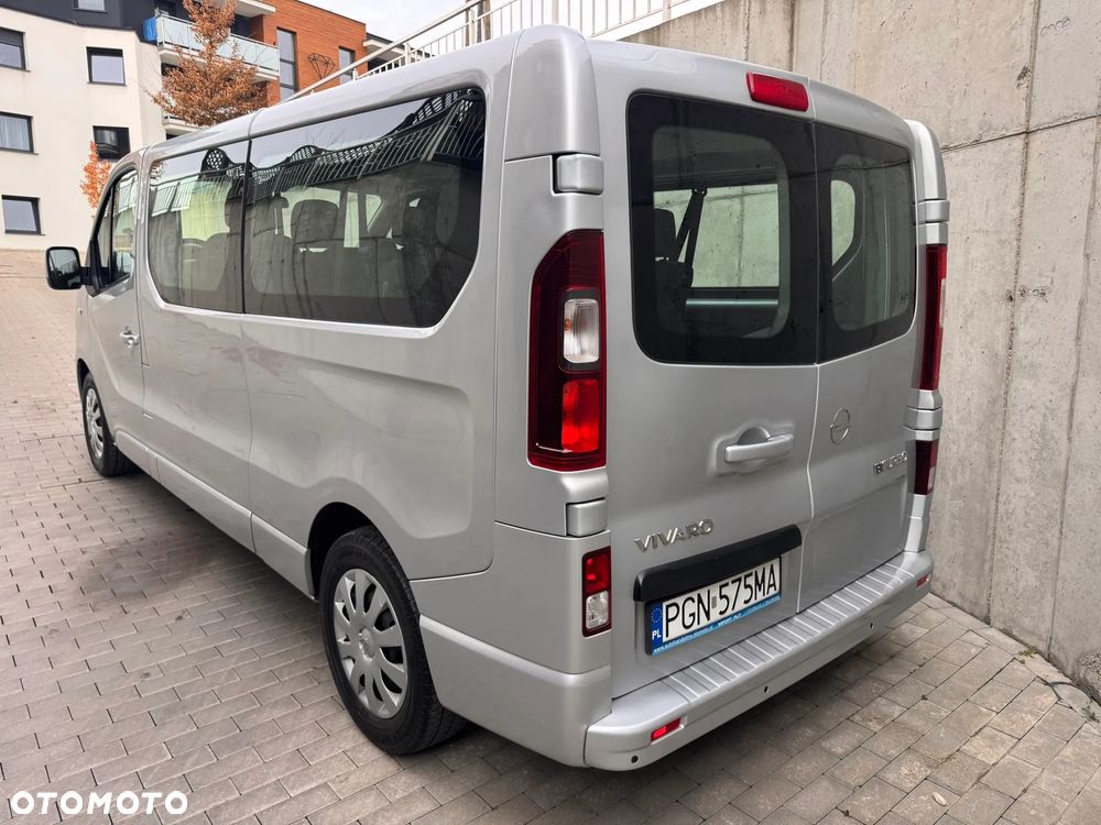 Opel Vivaro - 14