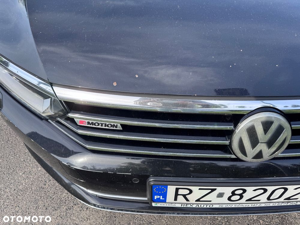 Volkswagen Passat 2.0 TDI Bi-Turbo BMT 4Mot Highline DSG - 3