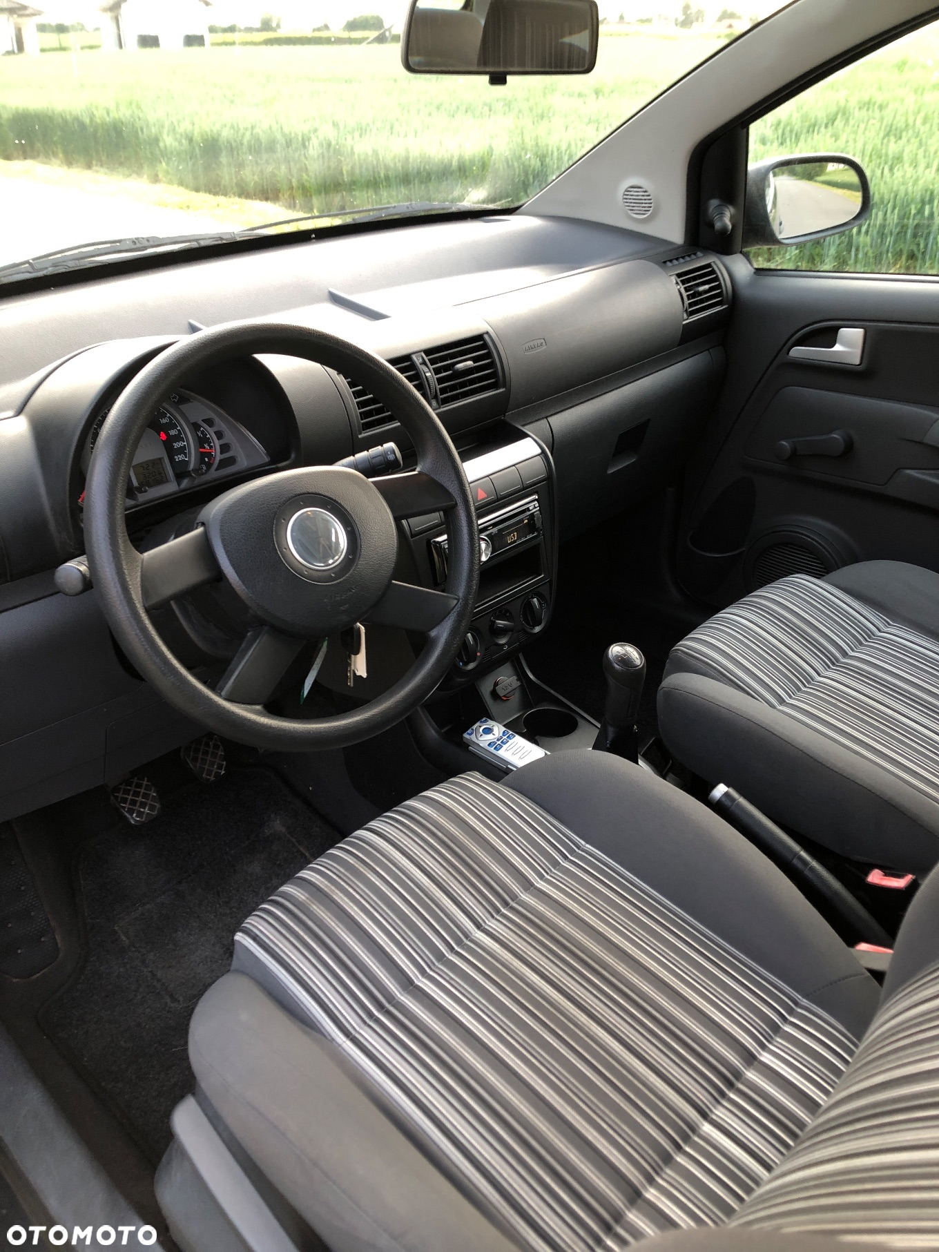 Volkswagen Fox - 3