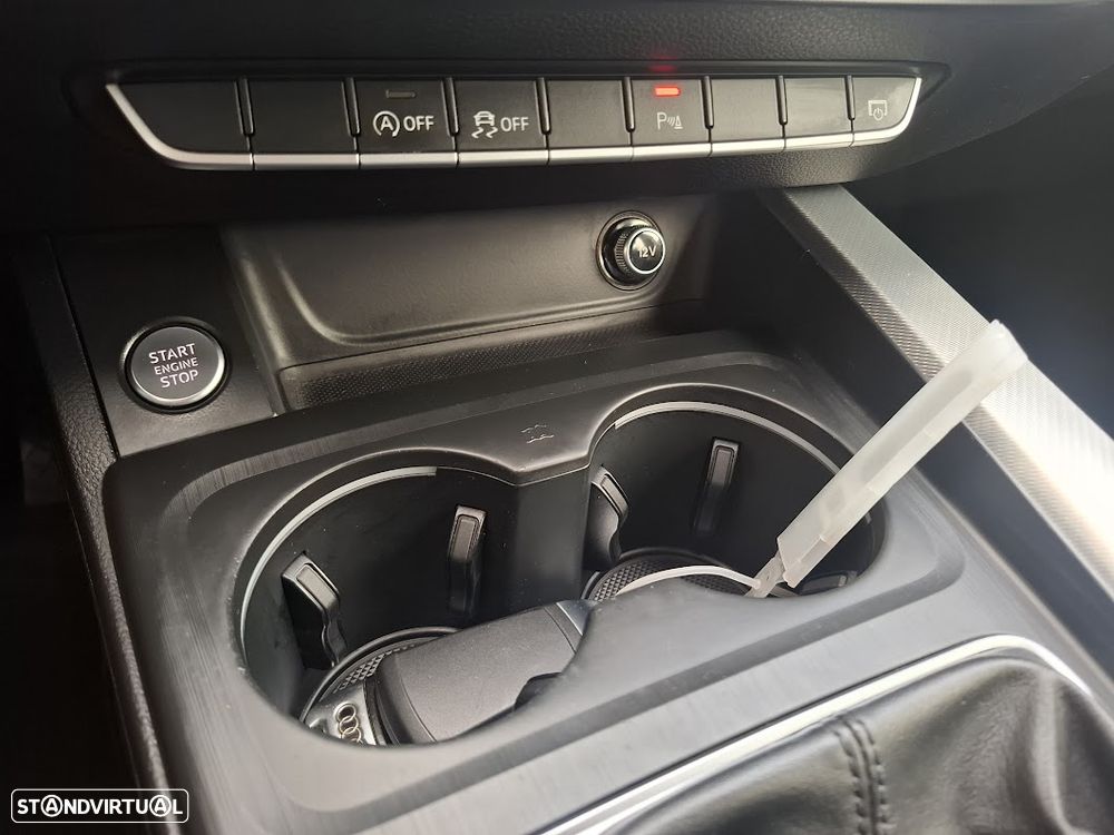 Audi A4 Avant 2.0 TDI S-line - 19