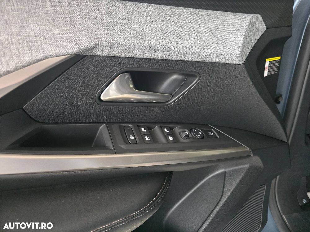 Peugeot 3008 Hybrid 145 e-DSC6 Allure - 9