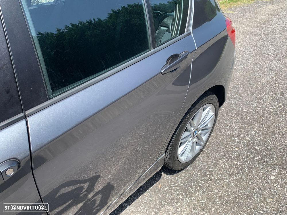 BMW 120 d Line Sport - 53
