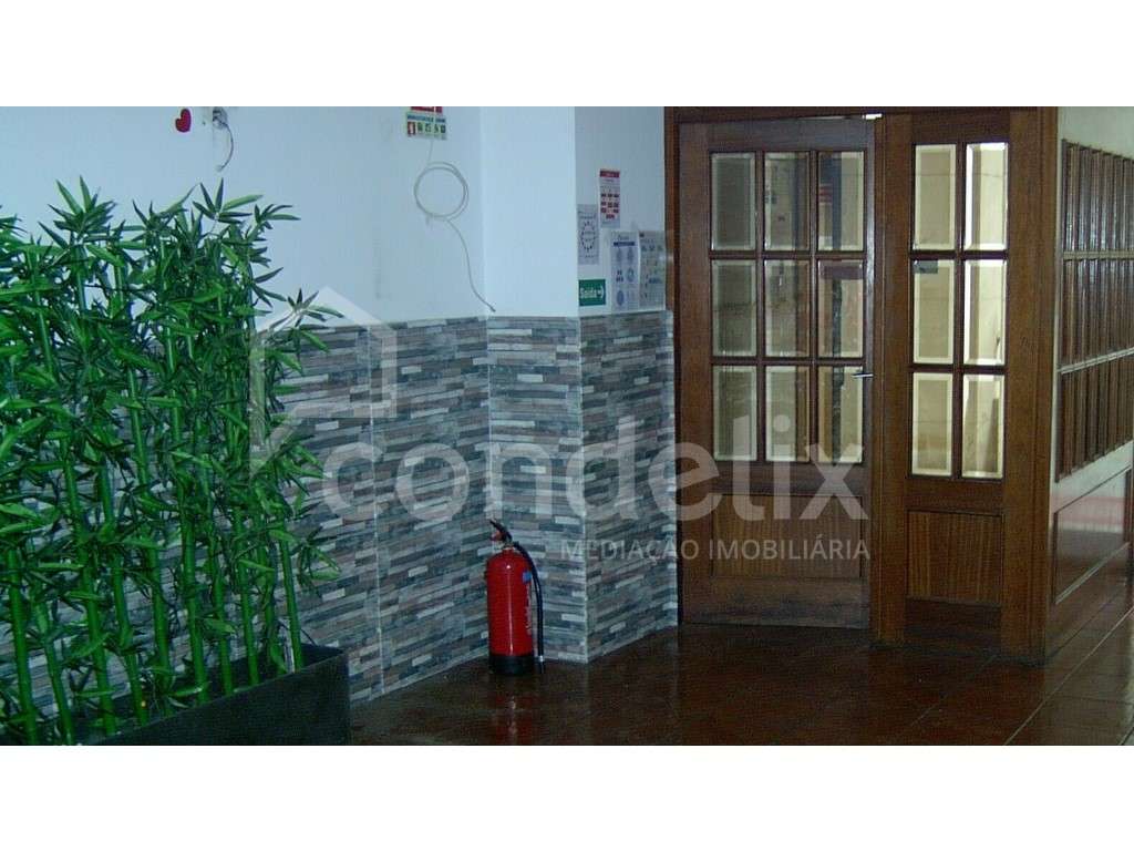 Estabelecimento comercial para venda na Maia - Grande imagem: 3/6