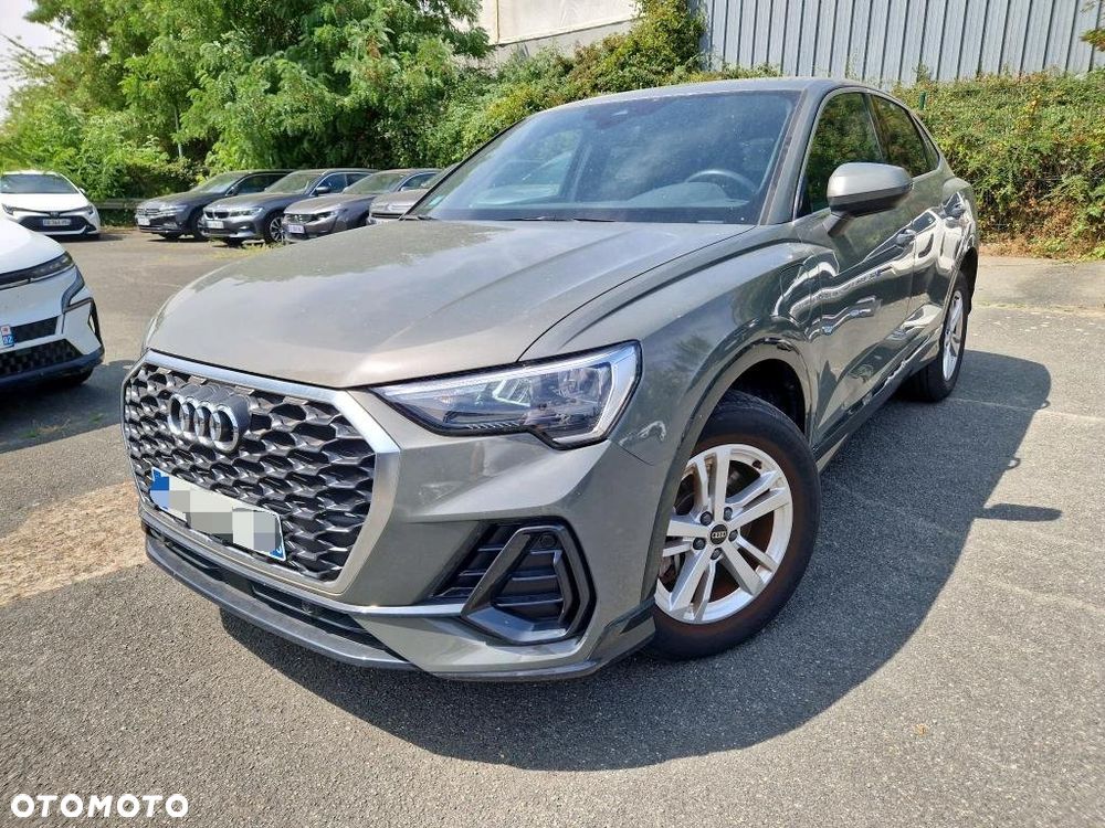 Audi Q3 45 TFSIe S tronic - 1