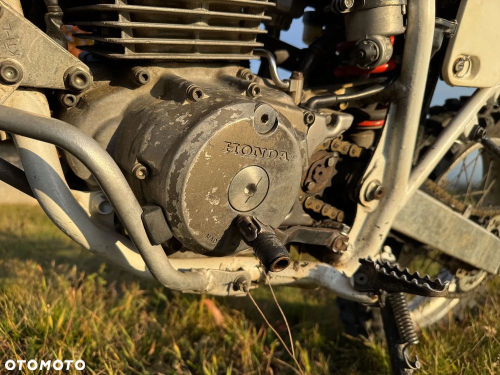 Honda XLR - 23