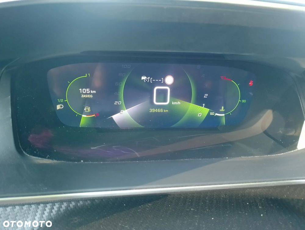 Peugeot 2008 PureTech 130 GT - 12