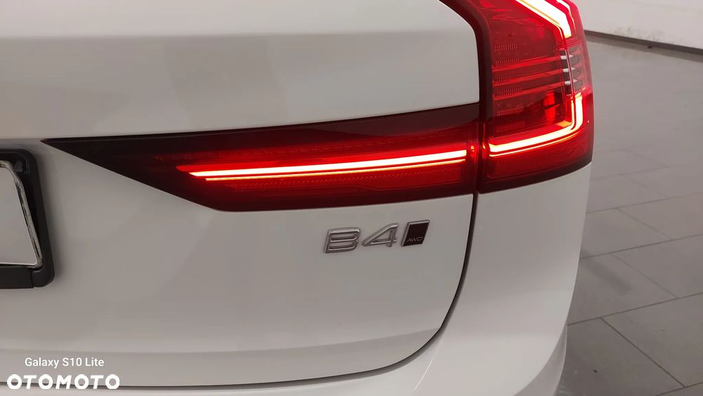 Volvo V90 B4 D AWD Geartronic Inscription - 9