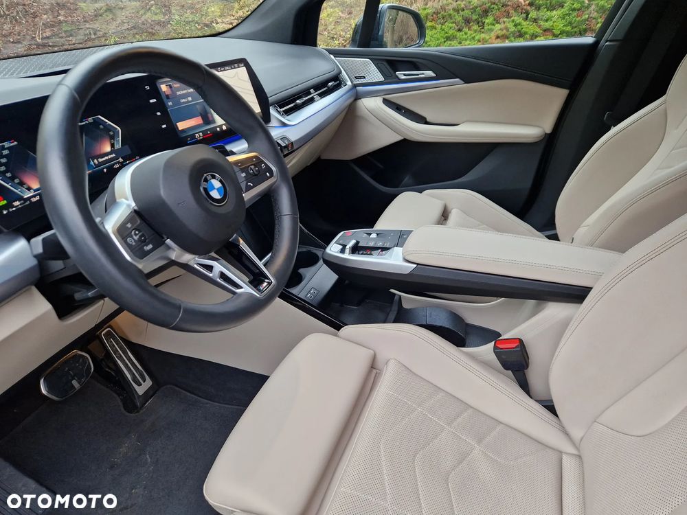BMW Seria 2 218d sport - 17