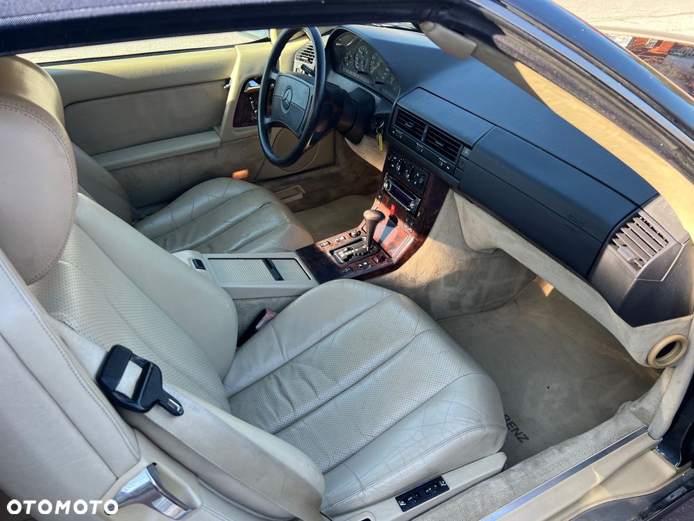 Mercedes-Benz SL - 15