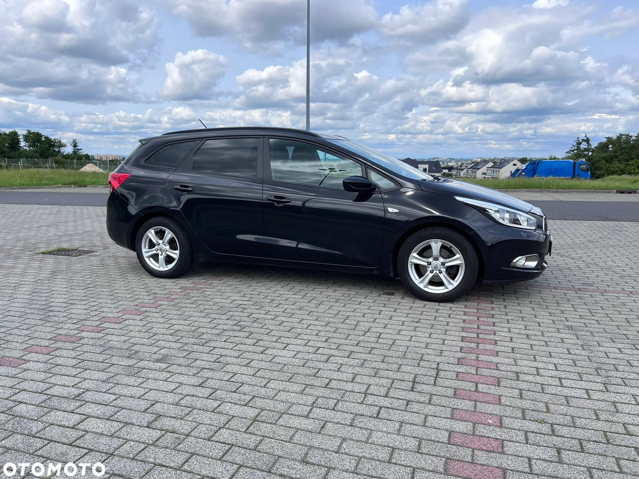 Kia Ceed 1.6 GDI Dream-Team Edition - 9
