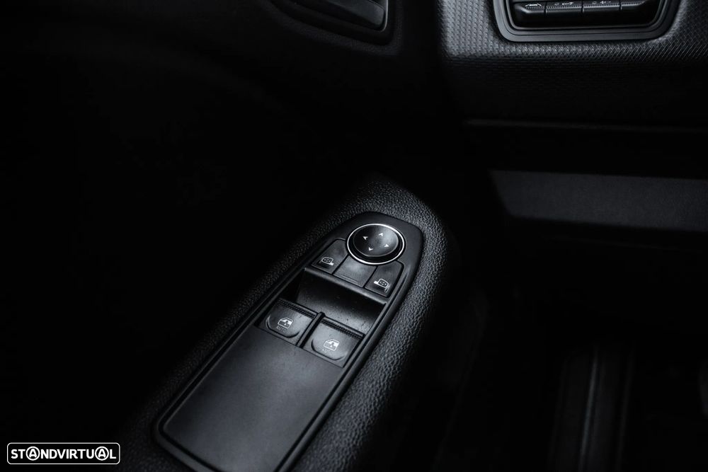 Renault Clio TCe 90 EQUILIBRE - 19