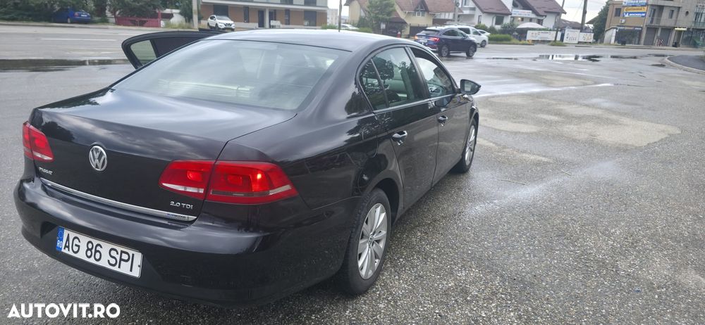 Volkswagen Passat 2.0 TDI BlueMotion Technology Comfortline - 8