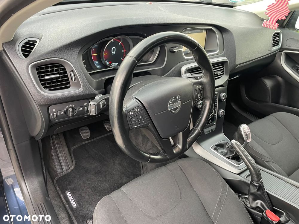Volvo V40 D2 Summum - 16
