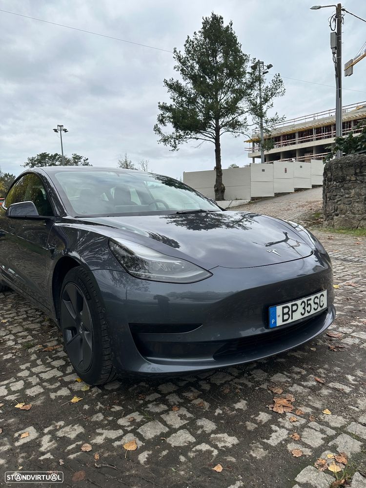 Tesla Model 3 Standard Range Plus RWD - 4