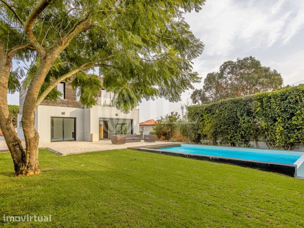 Moradia T5 com piscina e jardim em Birre Cascais - Grande imagem: 2/34