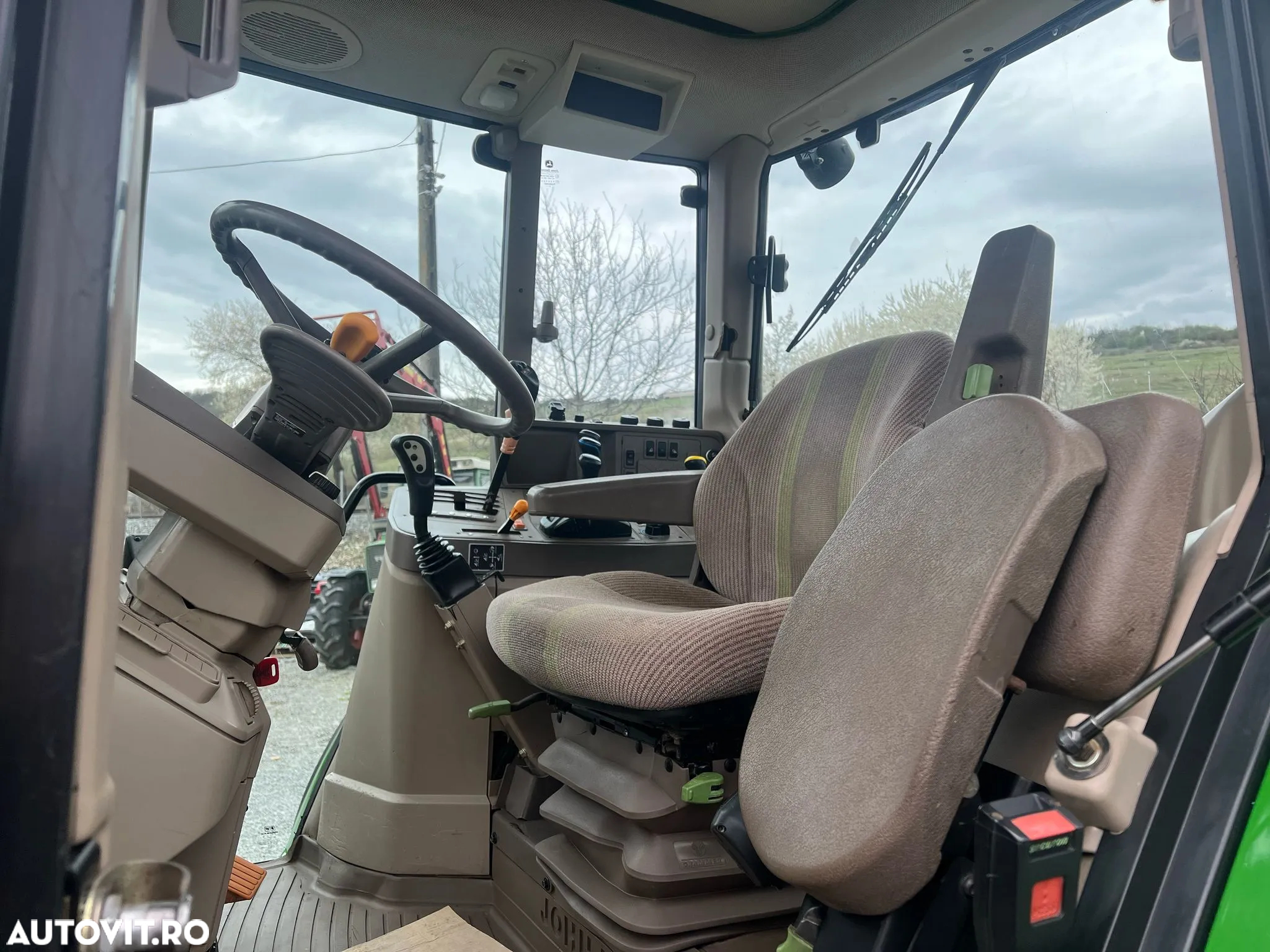 John Deere 6330 - 6