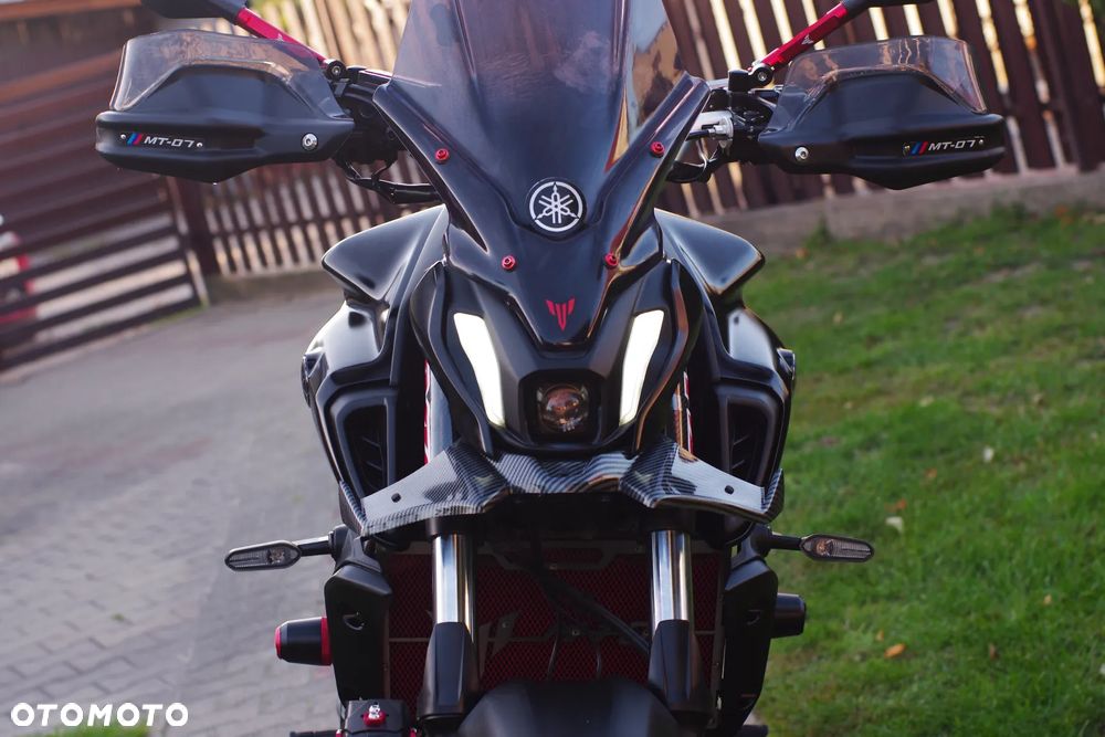 Yamaha MT - 12