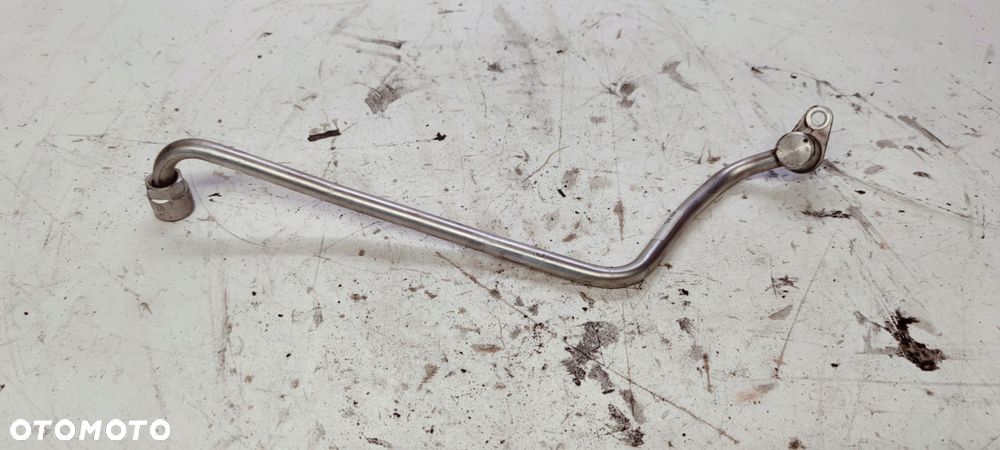 RURA PRZEWÓD SMAROWANIE TURBO A6 C8 A7 05L145771E - 1