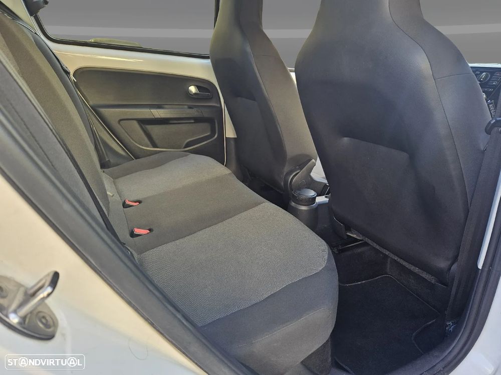 VW Up! 1.0 BlueMotion Move - 17