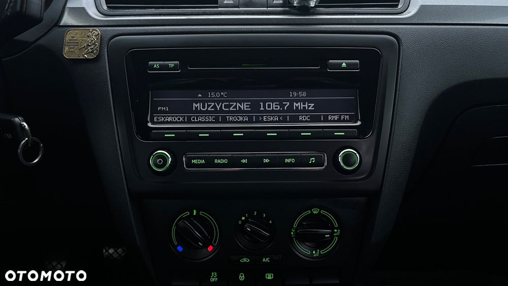 Skoda RAPID 1.2 TSI Active - 12