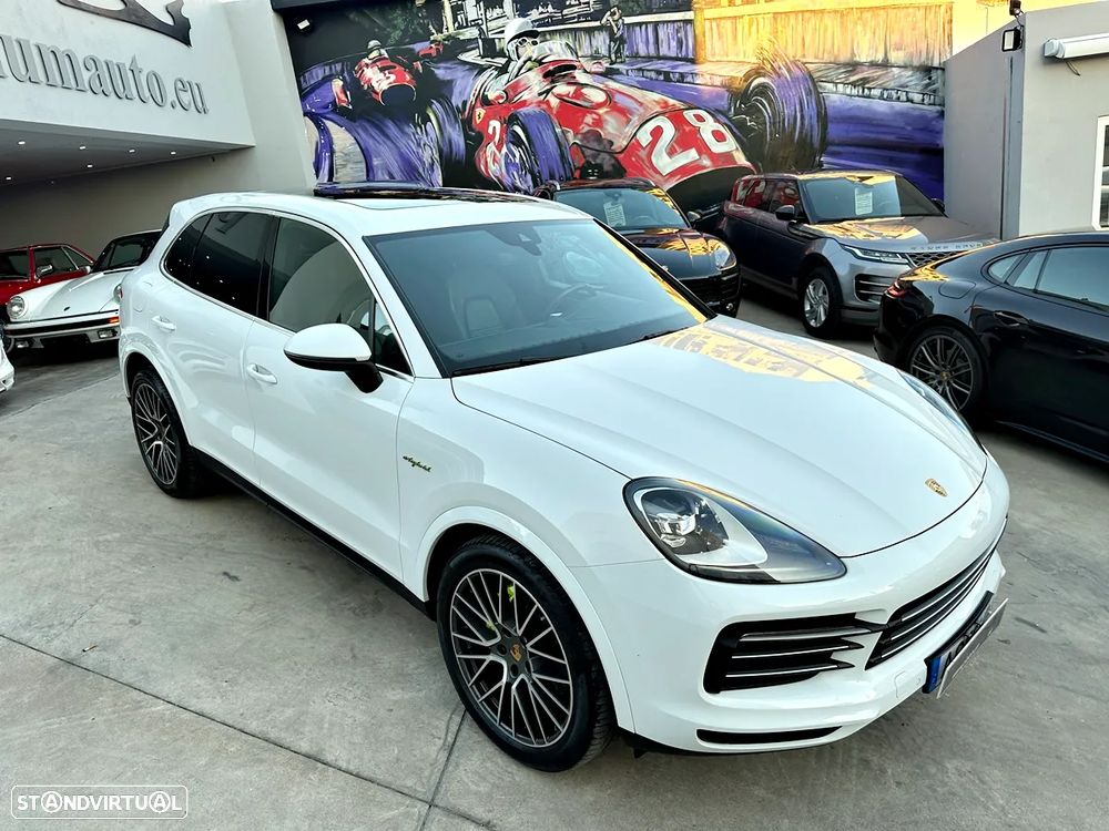 Porsche Cayenne E-Hybrid - 43