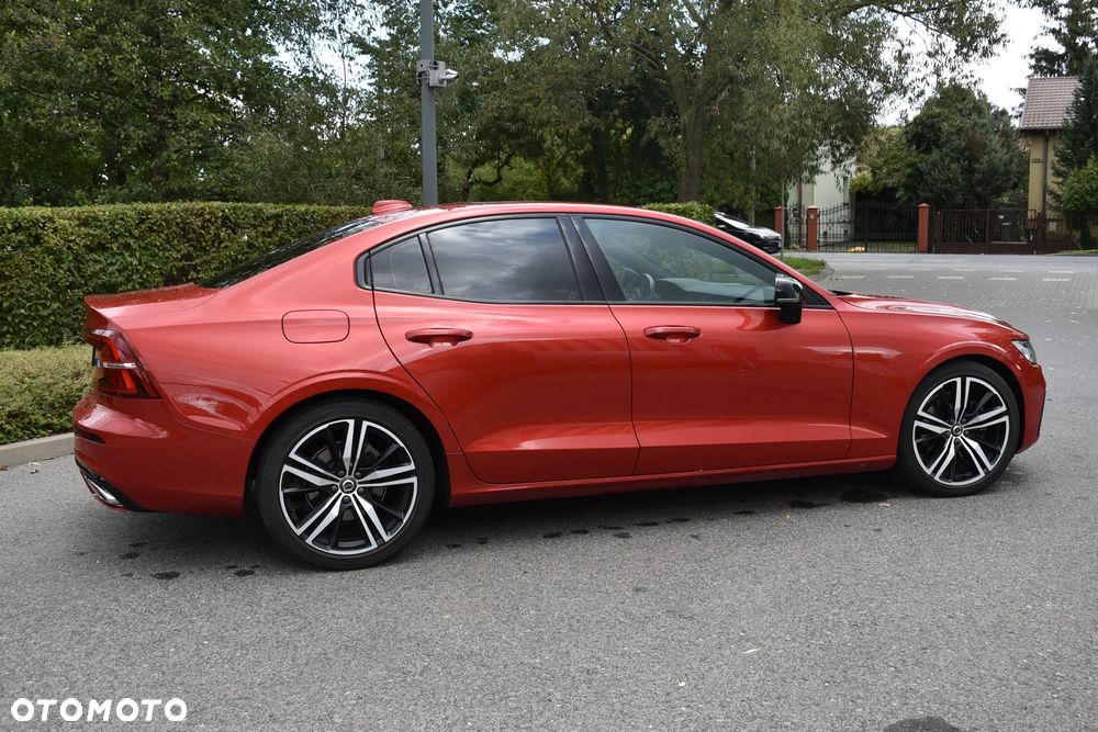 Volvo S60 T5 R-Design - 7