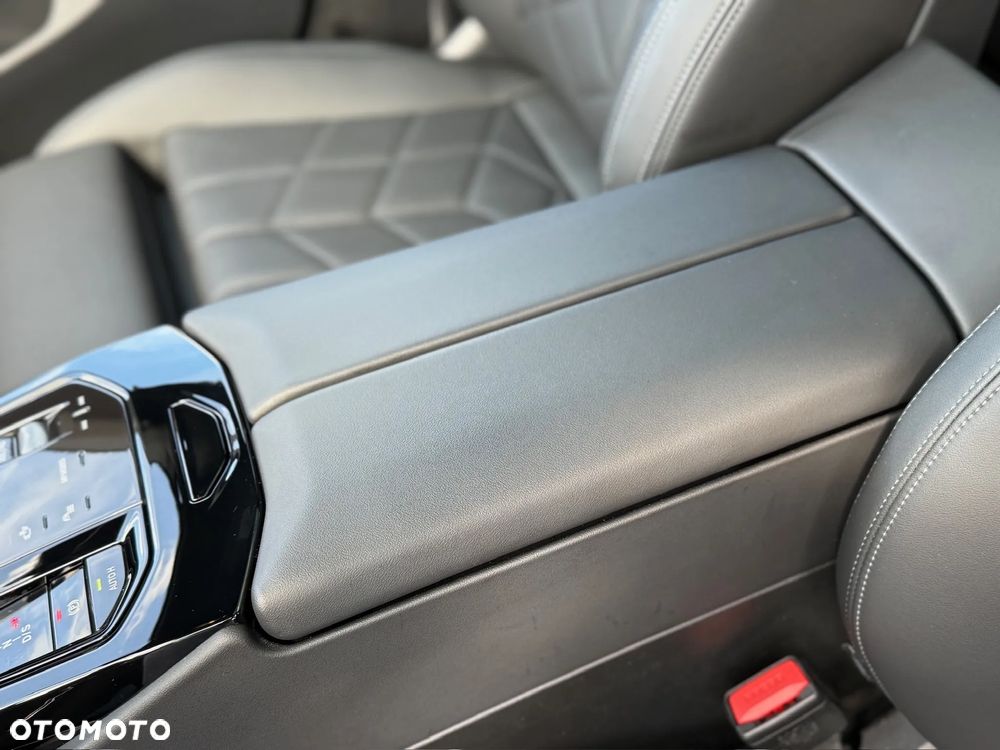 BMW Seria 5 520d xDrive Touring - 24