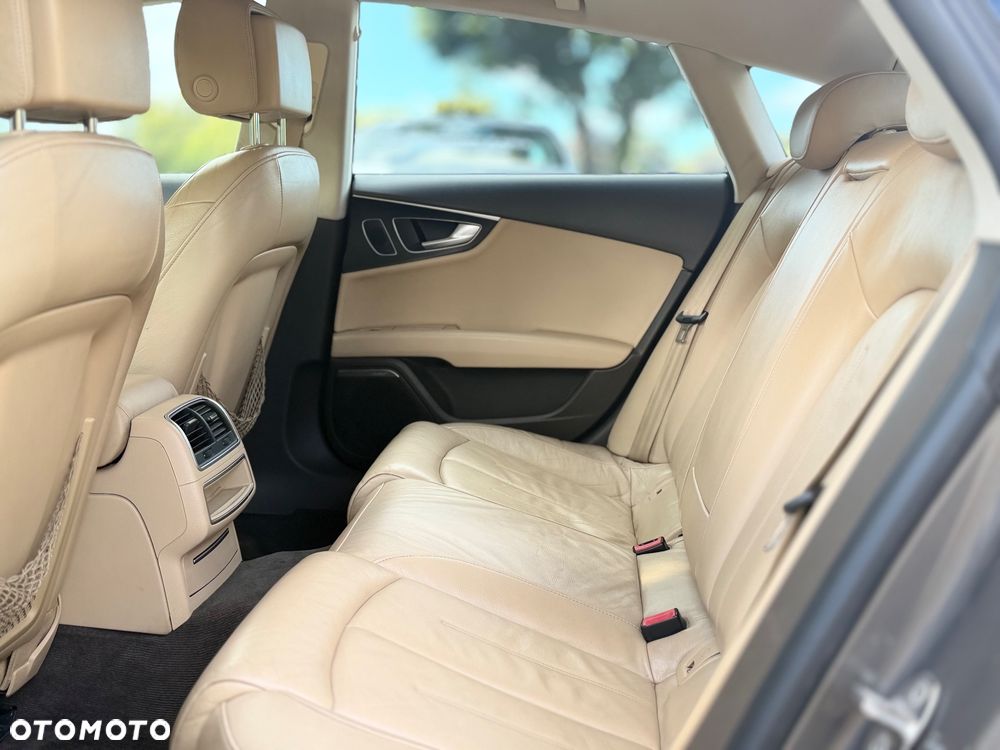 Audi A7 Sportback - 12