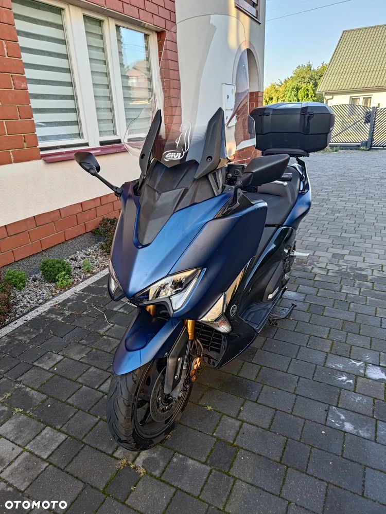 Yamaha Tmax - 1